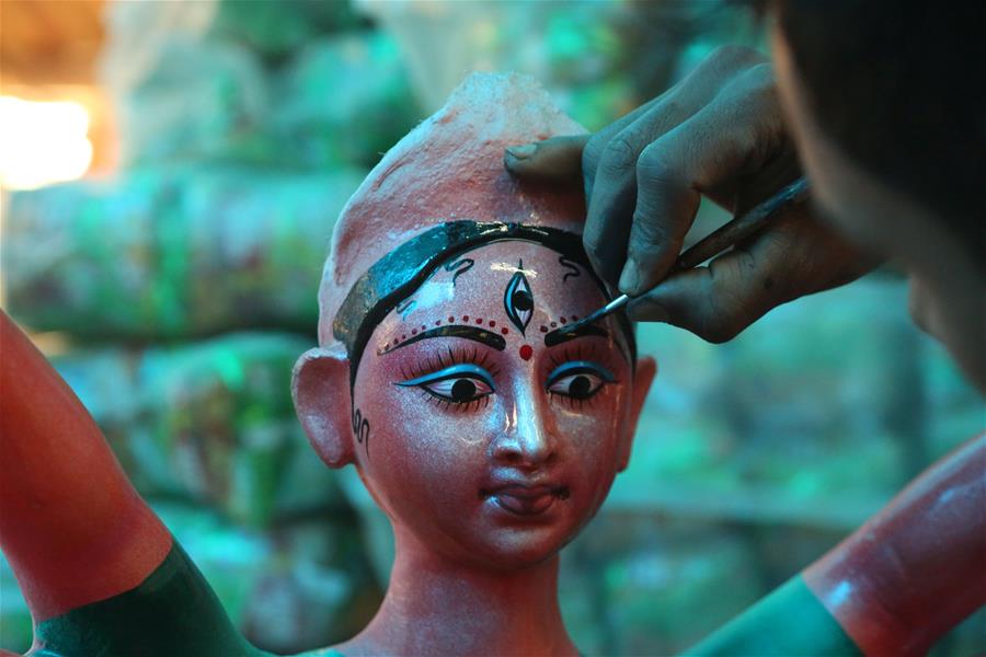 NEPAL-KATHMANDU-DURGA FESTIVAL-PREPARATIONS NEPAL - KATHMANDU - DURGA FESTIVAL - PREPARATIONS