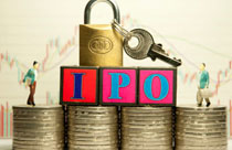 鼓勵持股滿三年的原有股東將部分老股向投資者轉(zhuǎn)讓，轉(zhuǎn)讓后，公司實際控制人不得發(fā)生變更。

 　　嘉實財富管理有限公司財富管理總監(jiān)吳妙娟：老股轉(zhuǎn)讓也是一個亮點，而不是像以前僅僅是發(fā)行新股。對股價做出穩(wěn)定的要求，對中小投資者利益有比較好的保護(hù)作用。