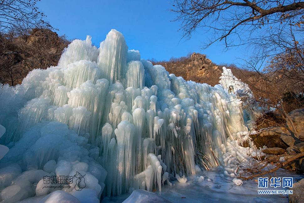 大盤山又現(xiàn)冰瀑美