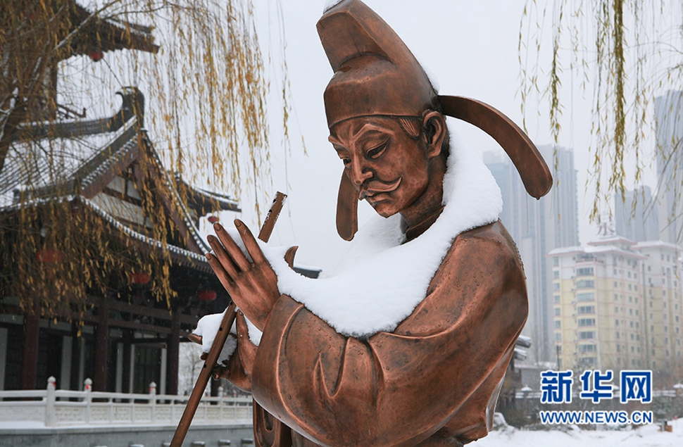 瑞雪降中原，洛河岸邊賞雪景