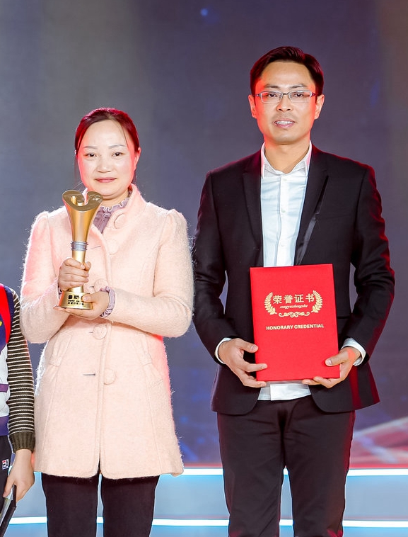 &ldquo;支教夫妻&rdquo; 湯恒躍、吳玲