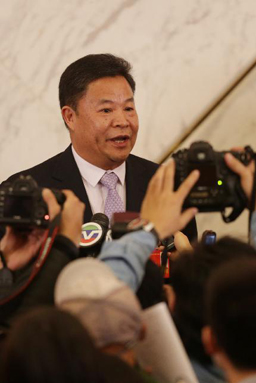 新聞，就是要搶！