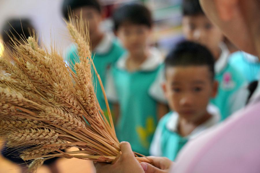 開學(xué)啦！第一課講啥？