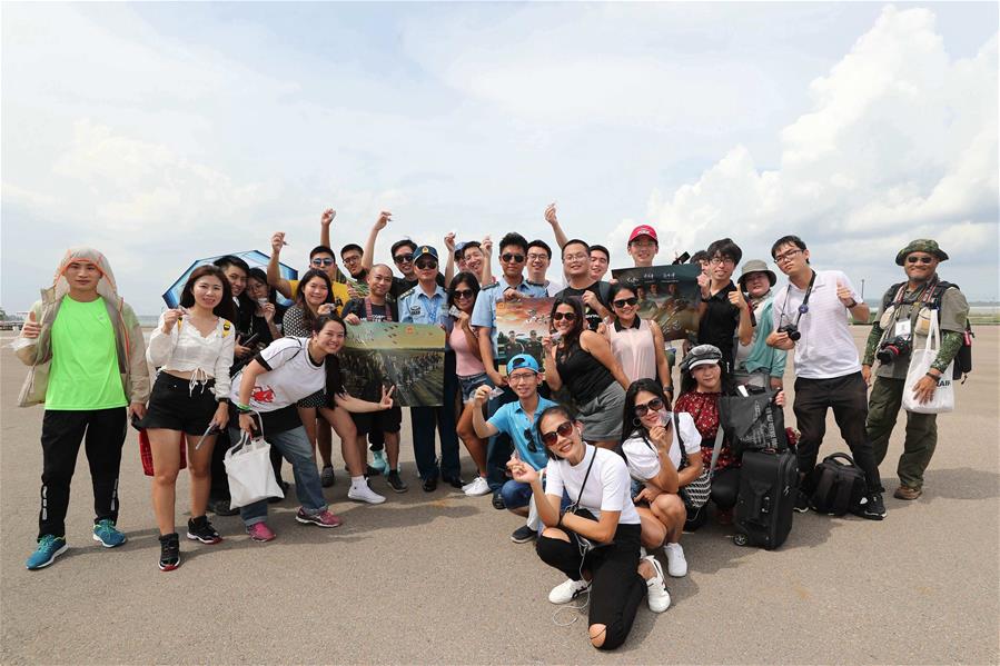 （聚焦疫情防控&middot;圖文互動(dòng)）（2）運(yùn)-20&ldquo;硬核機(jī)票&rdquo;為啥走紅走心？ &mdash;&mdash;探尋空軍的戰(zhàn)&ldquo;疫&rdquo;故事