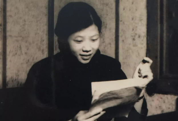 普通話推廣的重要時期，讀音以電臺為準(zhǔn)，播音員崗位責(zé)任重大，必須以身作則，多問出處。