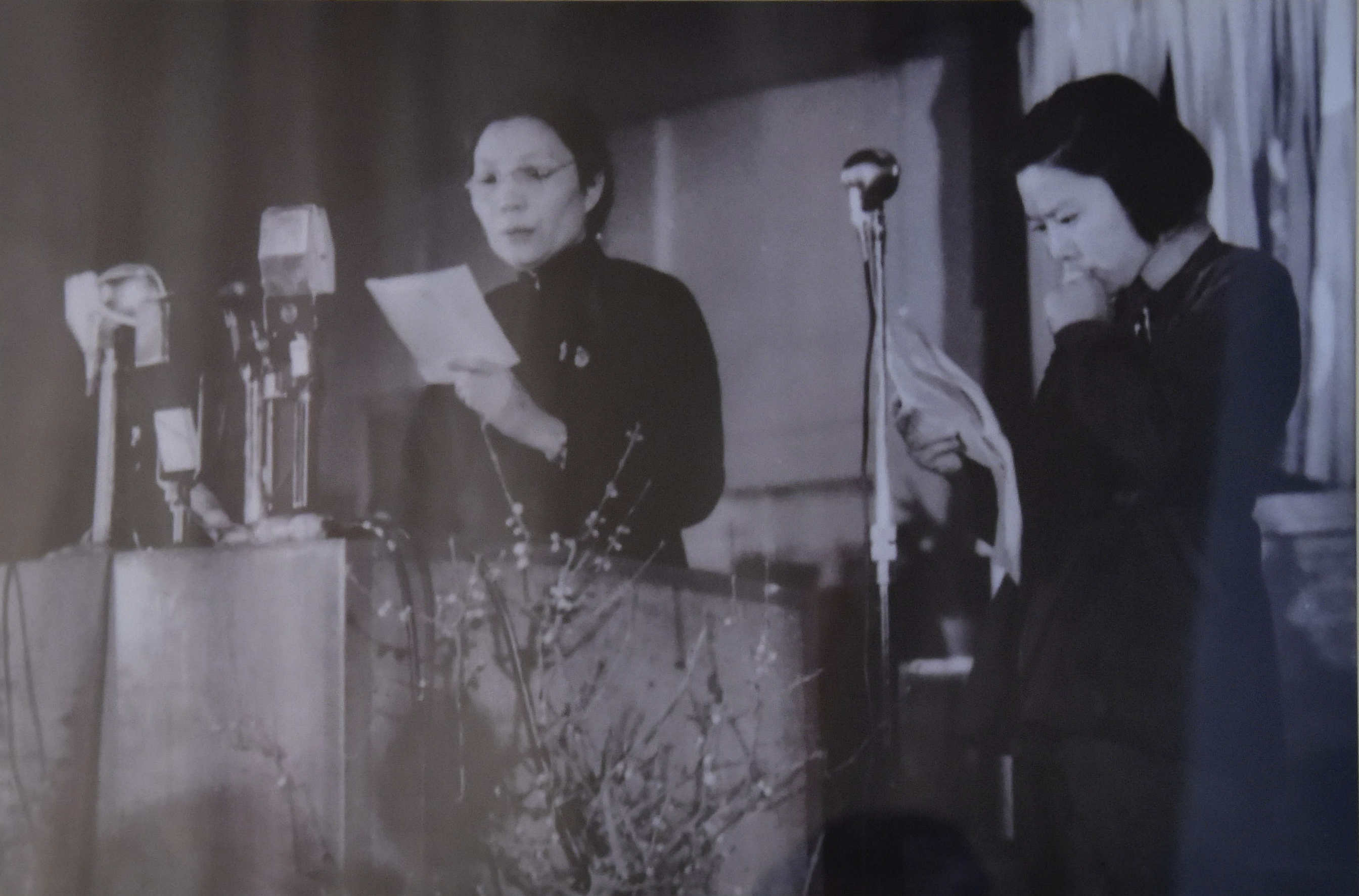 廣播無可借助，只能憑聲音抓住聽眾的注意力。你的聲音讓聽眾永遠(yuǎn)忘不了，這是播音員的本事，也是職責(zé)。