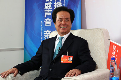 全國(guó)政協(xié)委員陳經(jīng)緯做客新華網(wǎng)、中國(guó)政府網(wǎng)兩會(huì)訪談