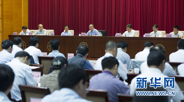 7月16日，中共中央政治局常委、中央紀委書記、中央巡視工作領(lǐng)導(dǎo)小組組長王岐山在北京出席2014年中央第二輪巡視工作動員部署會并講話。新華社記者黃敬文 攝 