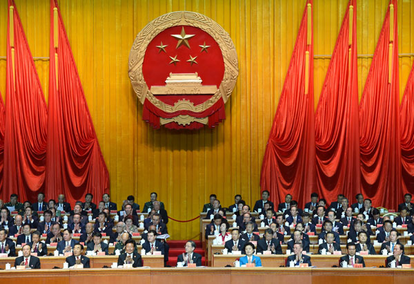 10月1日，慶祝中華人民共和國(guó)成立66周年暨新疆維吾爾自治區(qū)成立60周年大會(huì)在新疆人民會(huì)堂隆重舉行。 新華社記者 高潔 攝 