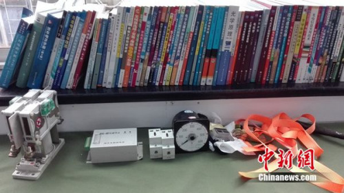 周勇工作室的一角。中新網(wǎng) 邱宇 攝