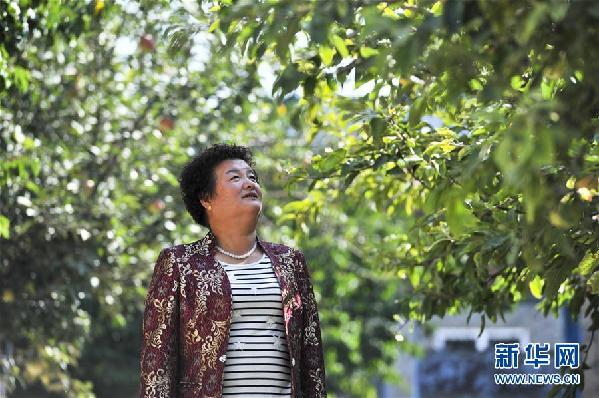 (十九大代表風采·圖文互動)(1)“農(nóng)民”李元敏:打造村民引以為豪的新“蓋買”