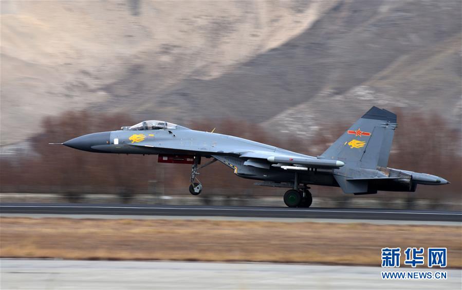 （新華全媒頭條&middot;圖文互動(dòng)）（15）備戰(zhàn)踏上新起點(diǎn)，練兵展現(xiàn)新氣象&mdash;&mdash;2018中國軍隊(duì)新年開訓(xùn)全景大掃描