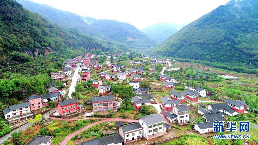 （新華全媒頭條&middot;圖文互動）（4）赤水：別了，貧困！