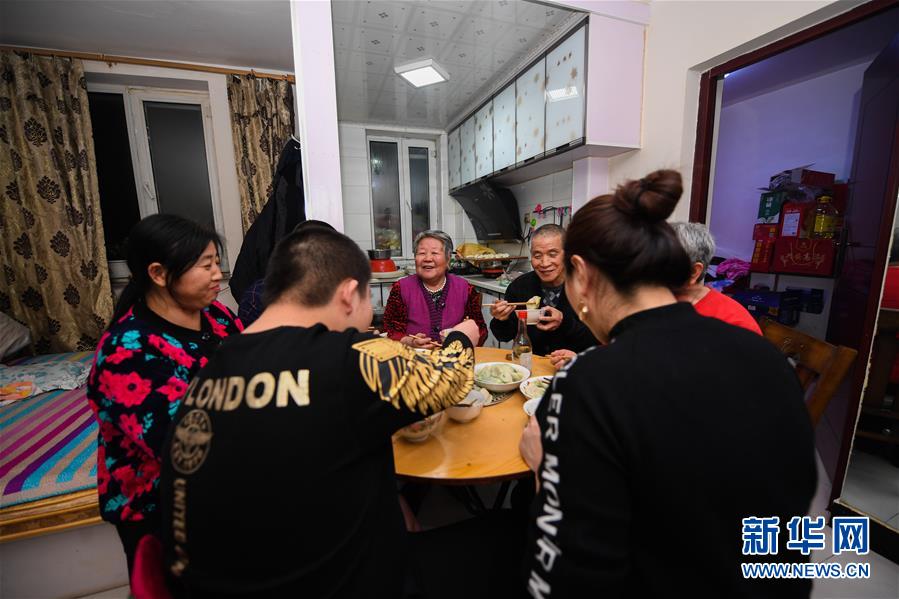 (新華全媒頭條·圖文互動(dòng))(4)行程萬(wàn)里 人民至上——習(xí)近平總書記春節(jié)考察足跡回訪