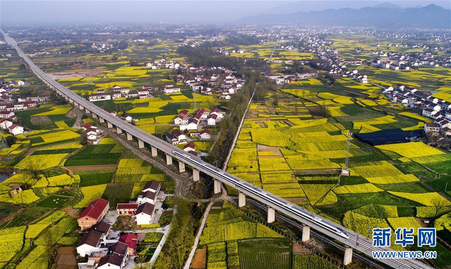 (新華全媒頭條·習(xí)近平新時(shí)代中國特色社會(huì)主義思想在基層·改革發(fā)展新氣象·圖文互動(dòng))(1)改革創(chuàng)新潮涌動(dòng) 激活發(fā)展新引擎