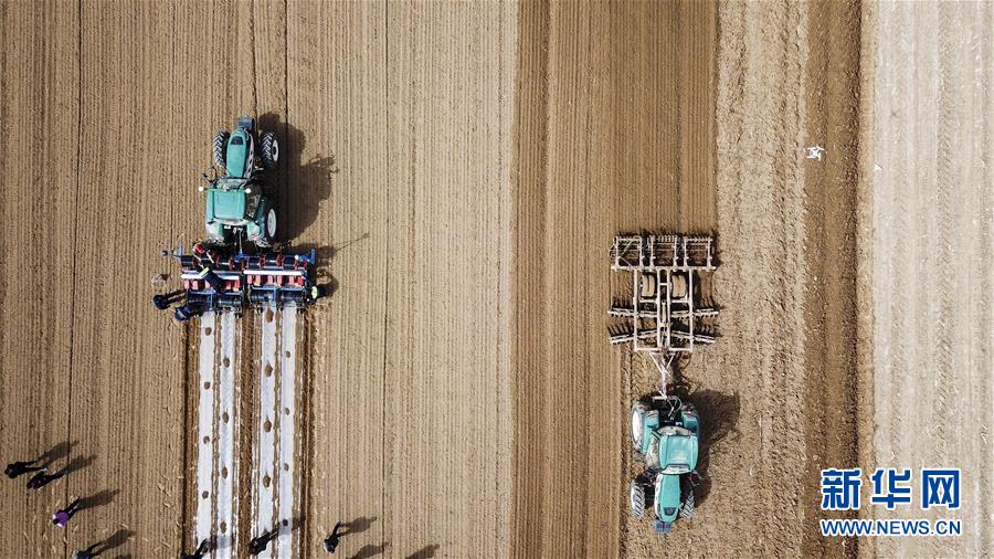 (新華全媒頭條·習(xí)近平新時(shí)代中國特色社會(huì)主義思想在基層·改革發(fā)展新氣象·圖文互動(dòng))(3)改革創(chuàng)新潮涌動(dòng) 激活發(fā)展新引擎