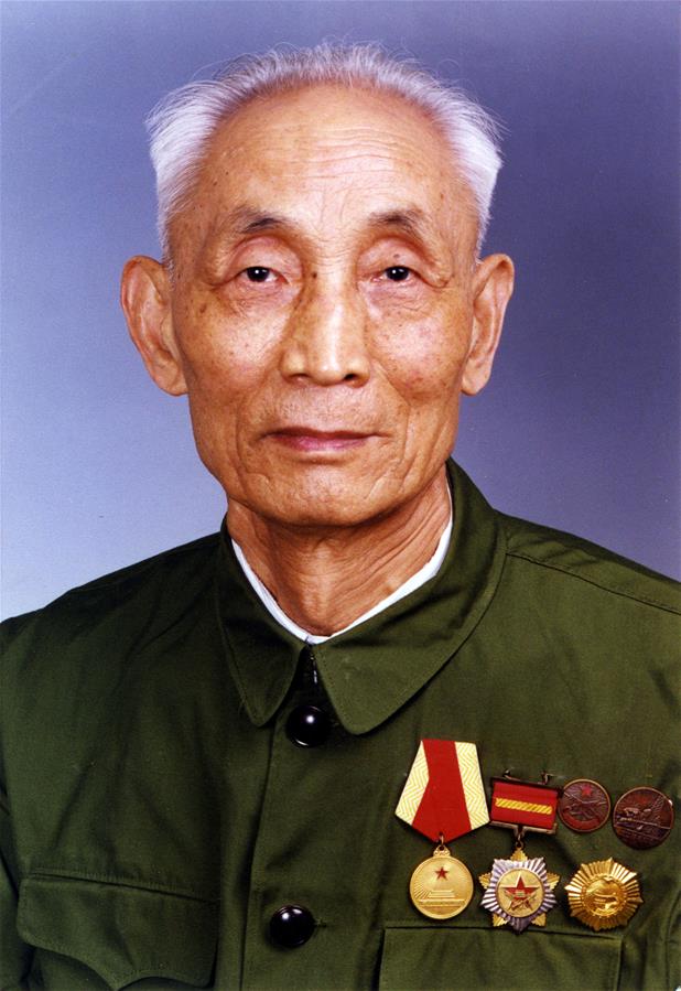 （圖文互動）（1）永不生銹的忠誠本色&mdash;&mdash;追記不忘初心以身許黨的北京衛(wèi)戍區(qū)某干休所離休干部周智夫