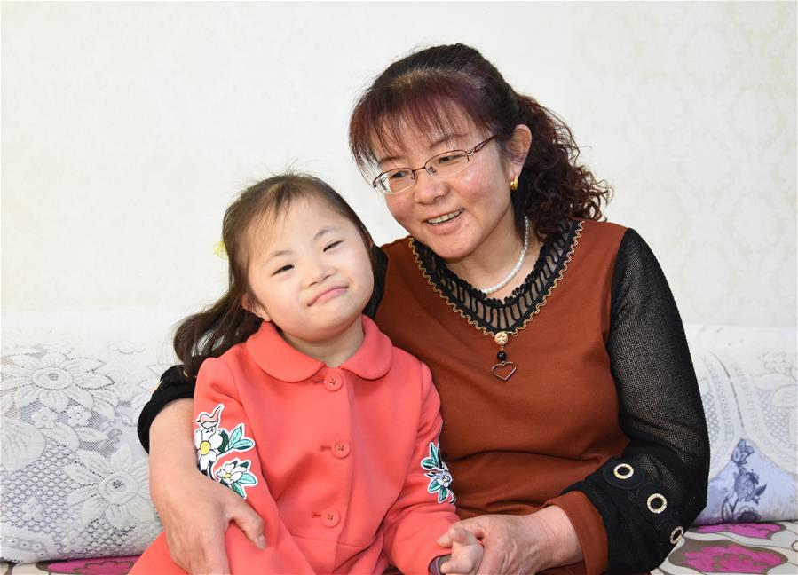 （新華全媒頭條&middot;圖文互動(dòng)）（5）超越血緣的母愛