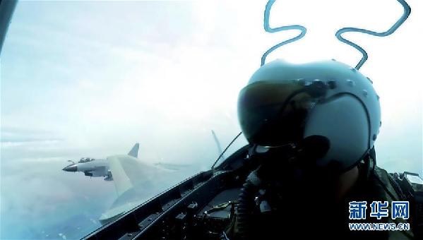 (圖文互動)(2)空軍用“生命線”引領新時代練兵備戰(zhàn)新航跡