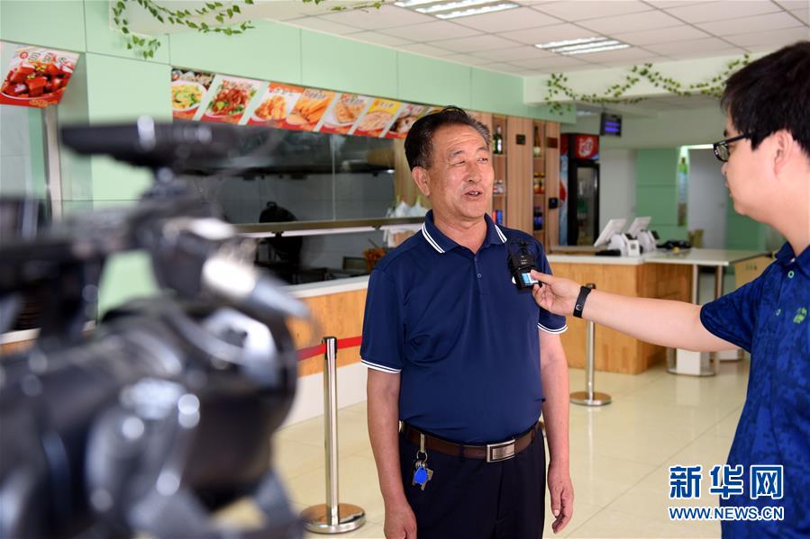 （新華全媒頭條&middot;圖文互動(dòng)）（11）發(fā)揮自身優(yōu)勢 奮力走在前列&mdash;&mdash;習(xí)近平總書記在山東考察回訪記