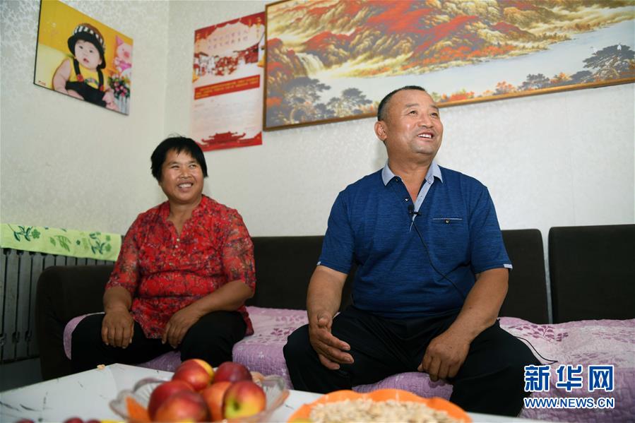 （新華全媒頭條&middot;圖文互動(dòng)）（15）發(fā)揮自身優(yōu)勢 奮力走在前列&mdash;&mdash;習(xí)近平總書記在山東考察回訪記