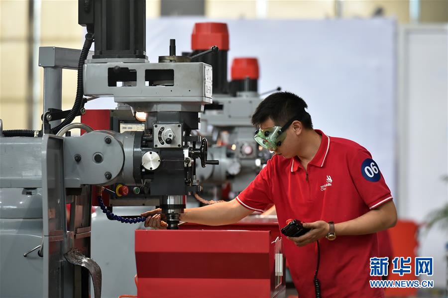 （新華全媒頭條&middot;圖文互動）（4）上下合力，聚力破障，開辟&ldquo;大國工匠&rdquo;建設(shè)新格局