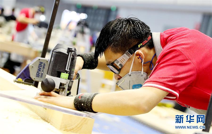 （新華全媒頭條&middot;圖文互動(dòng)）（5）上下合力，聚力破障，開辟&ldquo;大國(guó)工匠&rdquo;建設(shè)新格局