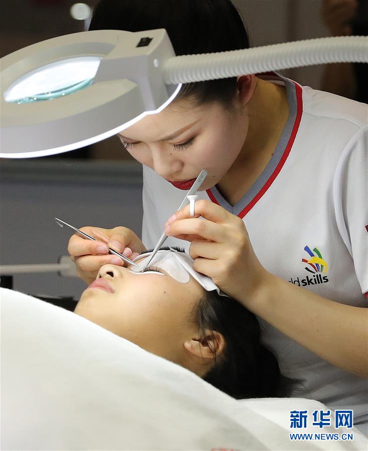 （新華全媒頭條&middot;圖文互動(dòng)）（6）上下合力，聚力破障，開辟&ldquo;大國(guó)工匠&rdquo;建設(shè)新格局