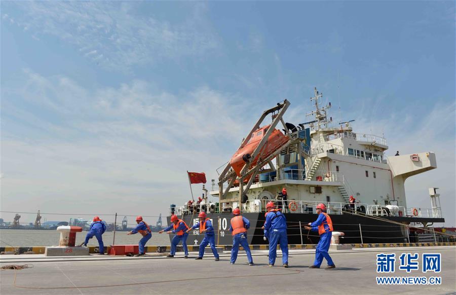 （大江奔流&mdash;&mdash;來自長江經(jīng)濟帶的報道&middot;新華全媒頭條&middot;圖文互動）（4）打造經(jīng)濟高質(zhì)量發(fā)展的強勁引擎&mdash;&mdash;深入推動長江經(jīng)濟帶發(fā)展述評