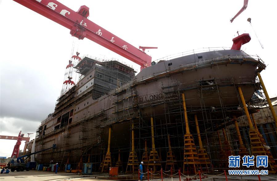 （圖文互動）（1）我國第一艘自主建造的極地科考破冰船&ldquo;雪龍2&rdquo;號雄姿初現(xiàn) 