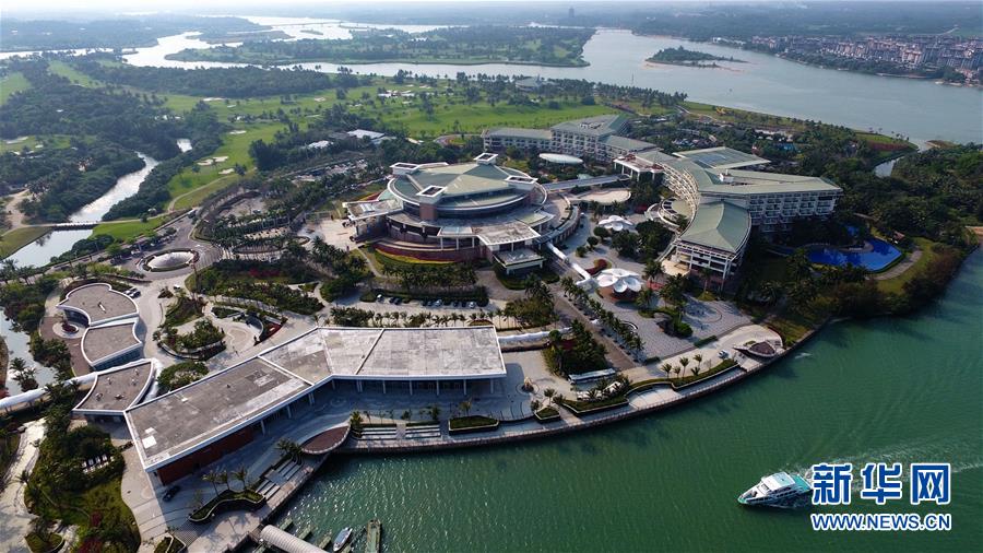 (新華全媒頭條·圖文互動)(1)揮寫中國與世界交融發(fā)展新畫卷——以習(xí)近平同志為核心的黨中央引領(lǐng)中國深層次全方位開放紀(jì)實