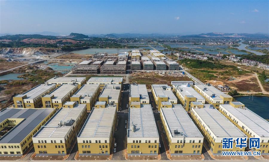 (在習(xí)近平新時代中國特色社會主義思想指引下·慶祝改革開放40周年·協(xié)調(diào)發(fā)展)(新華全媒頭條·圖文互動)(5)協(xié)調(diào)發(fā)展:奏響全面建成小康社會交響曲