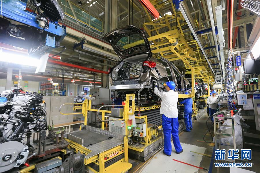 （百城百縣百企調(diào)研行&middot;圖文互動）（4）&ldquo;藍鯨1號&rdquo;從這里駛出&mdash;&mdash;山東煙臺崛起制造業(yè)高地