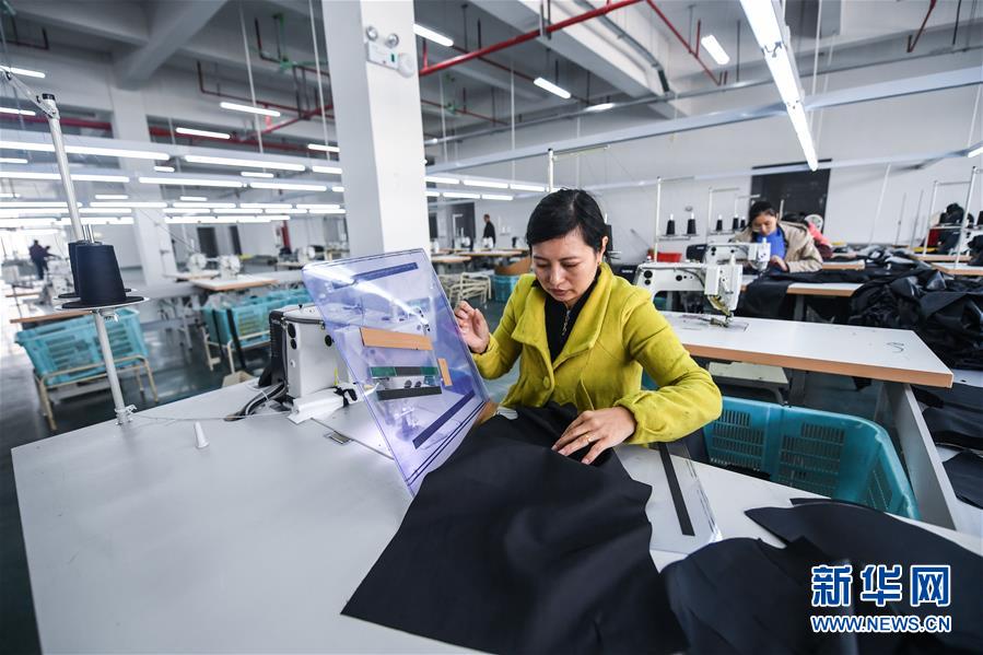 （慶祝改革開(kāi)放40周年基層行&middot;鄉(xiāng)鎮(zhèn)篇&middot;圖文互動(dòng)）（3）烏鎮(zhèn)40年：根里的靜與脈中的動(dòng)