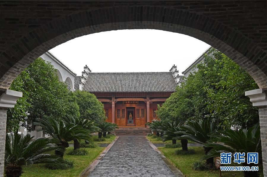 （慶祝改革開放40周年基層行&middot;學(xué)校篇&middot;圖文互動）（6）白鷺洲中學(xué)40年:書院教育的時代探索