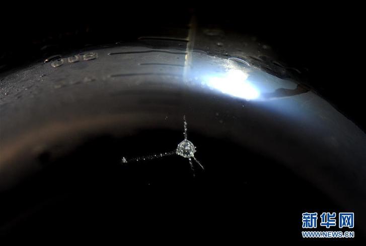 (圖文互動)(6)記者手記:在馬里亞納海溝探索海洋最深處的科學奧秘