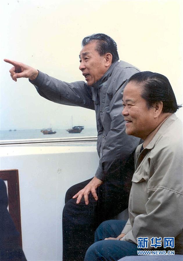 (新華全媒頭條·圖文互動(dòng))(3)在時(shí)代大潮中書寫時(shí)代傳奇——致敬百名改革先鋒