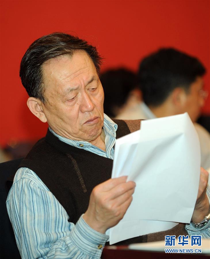 (新華全媒頭條·圖文互動(dòng))(4)在時(shí)代大潮中書寫時(shí)代傳奇——致敬百名改革先鋒