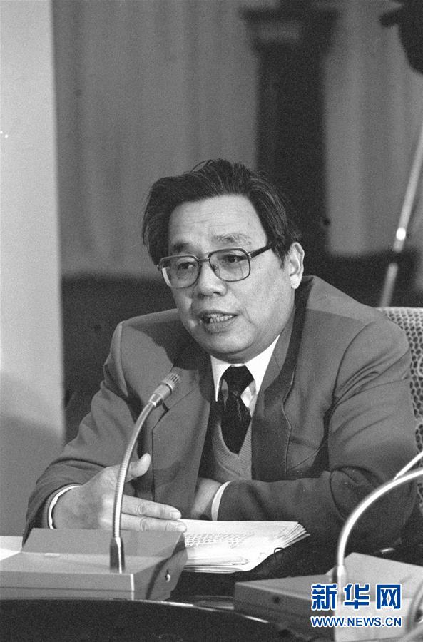 （改革先鋒風(fēng)采&middot;圖文互動(dòng)）（2）王家福：一生執(zhí)著推動(dòng)中國法治前行