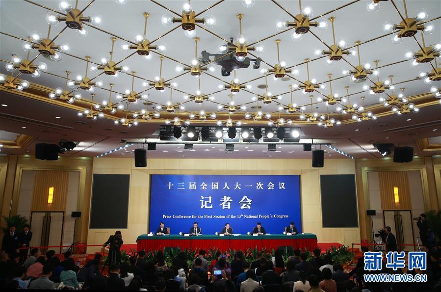 （兩會(huì)）（2）科技部部長(zhǎng)萬(wàn)鋼等就&ldquo;加快建設(shè)創(chuàng)新型國(guó)家&rdquo;答記者問