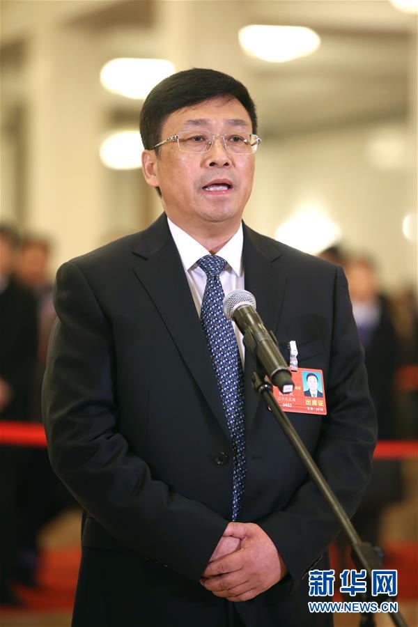 （兩會(huì)&middot;XHDW）（8）全國人大代表接受采訪