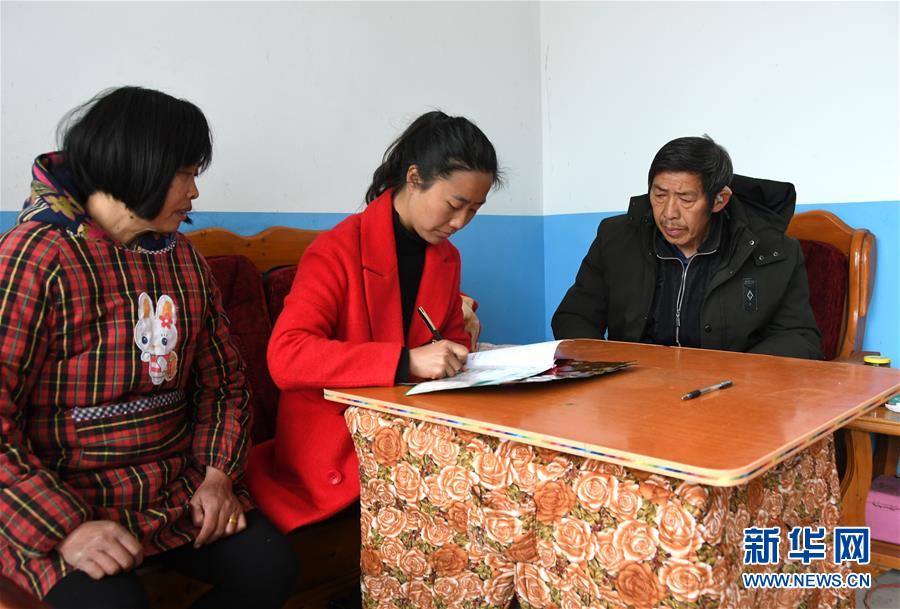 （兩會(huì)&middot;基層代表履職故事）（7）全國人大代表程桔：治理村莊環(huán)境 發(fā)展鄉(xiāng)村旅游