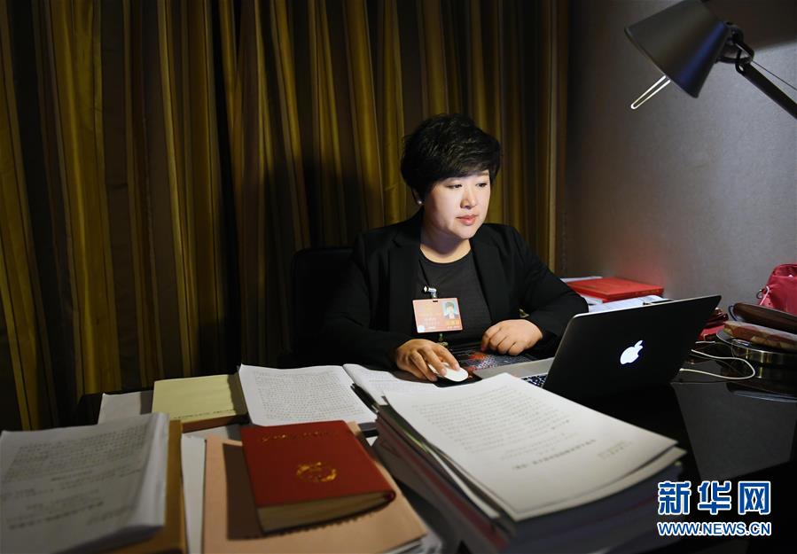 （兩會&middot;基層代表履職故事）（3）全國人大代表孫艷玲：做好非遺事業(yè)，讓古老技藝活起來