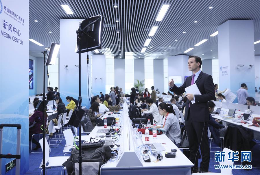 (新華全媒頭條·圖文互動(dòng))(8)守正道 創(chuàng)新局——黨的十九大以來(lái)宣傳思想文化工作述評(píng)