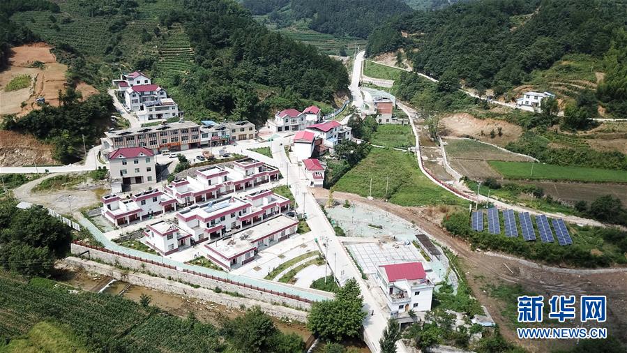 (兩會(huì)前夕看落實(shí)·圖文互動(dòng))(4)踐行“三嚴(yán)三實(shí)” 譜寫(xiě)改革新篇——安徽落實(shí)習(xí)近平總書(shū)記全國(guó)兩會(huì)重要講話精神紀(jì)實(shí)