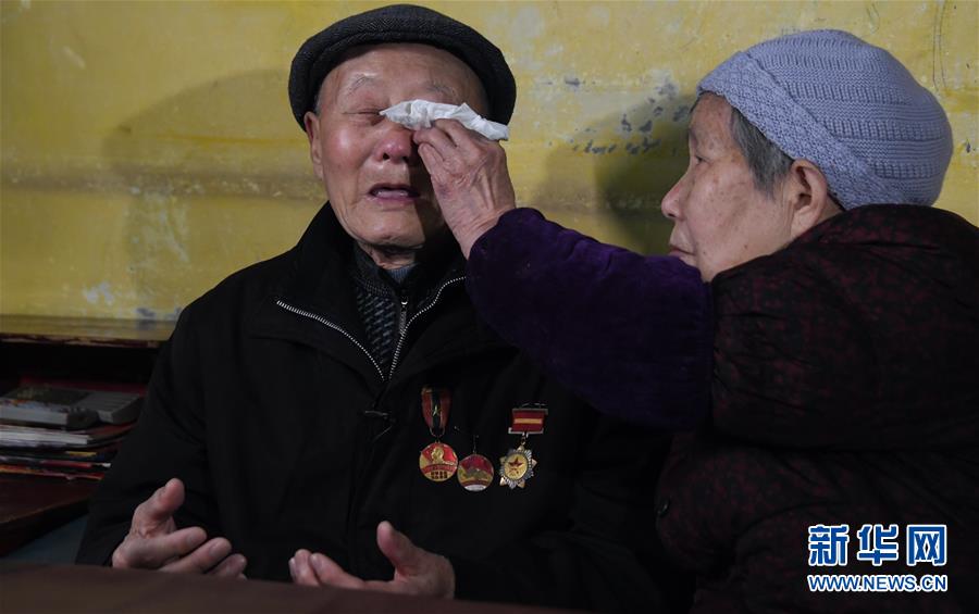 （新華全媒頭條&middot;圖文互動(dòng)）（8）英雄無言&mdash;&mdash;95歲老黨員張富清的本色人生