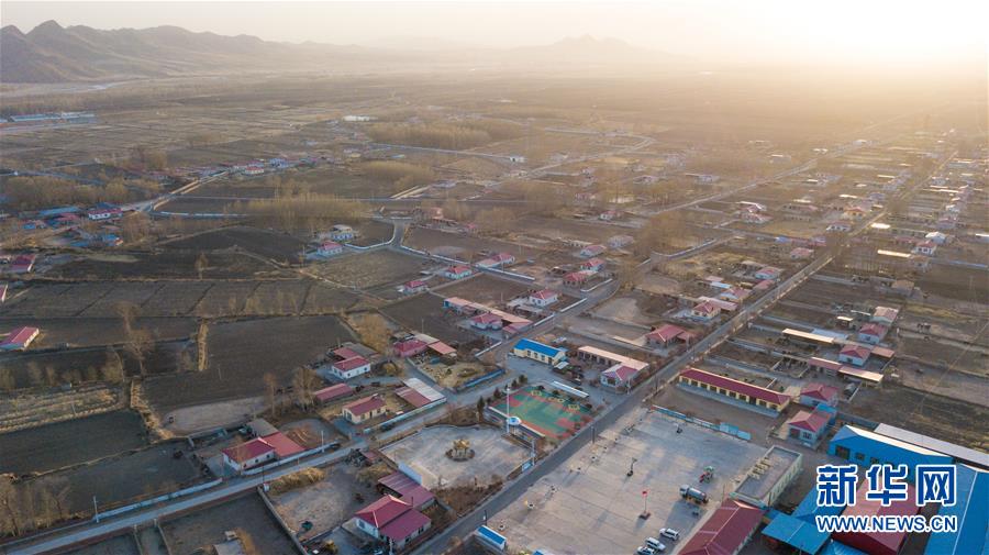 （壯麗70年&middot;奮斗新時代&middot;圖文互動）（4）情同一家，守望相助，共奔小康&mdash;&mdash;內(nèi)蒙古興安盟巴彥敖包嘎查民族團結(jié)見聞