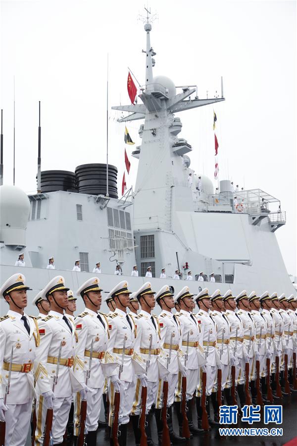 （新華全媒頭條&middot;人民海軍70年&middot;圖文互動(dòng)）（3）奏響新時(shí)代海上和平樂章&mdash;&mdash;人民海軍成立70周年海上閱兵活動(dòng)紀(jì)實(shí)