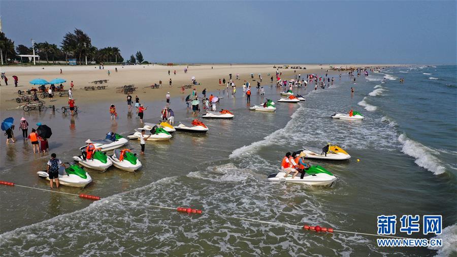 （壯麗70年 奮斗新時(shí)代&mdash;&mdash;推動(dòng)高質(zhì)量發(fā)展調(diào)研行&middot;圖文互動(dòng)）（1）近海能看鯨魚白海豚，廣西這片濱海旅游勝地啥來(lái)頭？