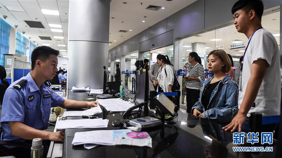 （壯麗70年 奮斗新時(shí)代&mdash;&mdash;推動高質(zhì)量發(fā)展調(diào)研行&middot;圖文互動）（5）近海能看鯨魚白海豚，廣西這片濱海旅游勝地啥來頭？